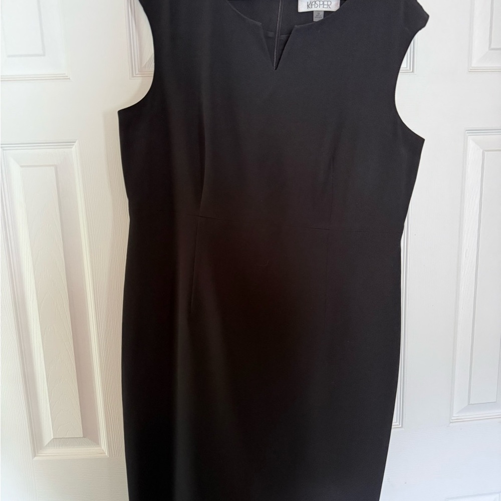 Kasper Black Sleeveless Midi Dress